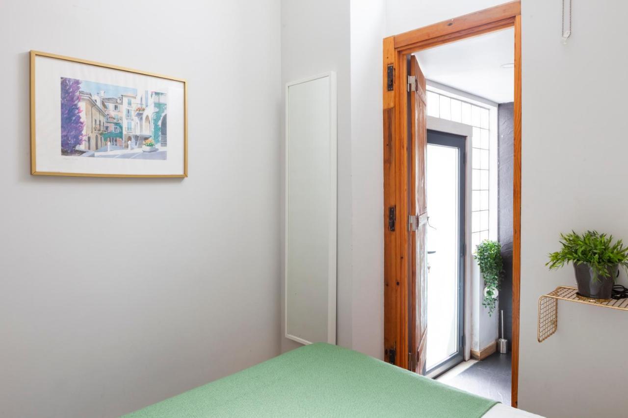 Alfama Terrace Apartment With Authentic XVIII Tiles And Historic Notes 3 Bedrooms & 2 Bathrooms Ac 리스본 외부 사진