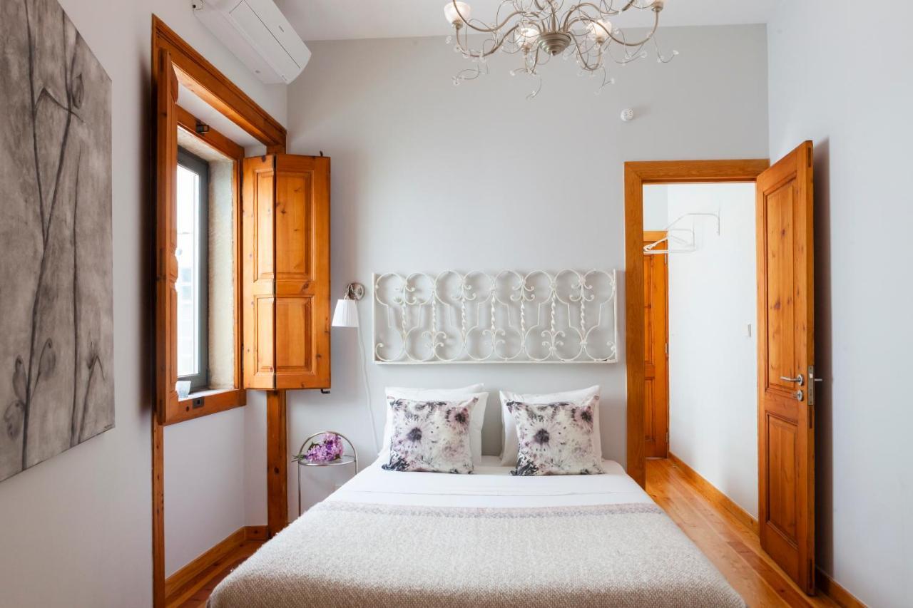 Alfama Terrace Apartment With Authentic XVIII Tiles And Historic Notes 3 Bedrooms & 2 Bathrooms Ac 리스본 외부 사진