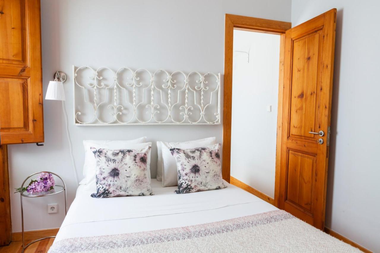 Alfama Terrace Apartment With Authentic XVIII Tiles And Historic Notes 3 Bedrooms & 2 Bathrooms Ac 리스본 외부 사진