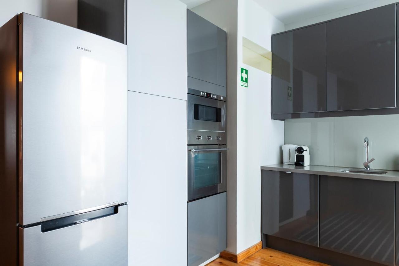 Alfama Terrace Apartment With Authentic XVIII Tiles And Historic Notes 3 Bedrooms & 2 Bathrooms Ac 리스본 외부 사진