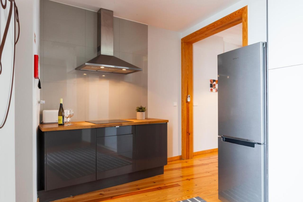 Alfama Terrace Apartment With Authentic XVIII Tiles And Historic Notes 3 Bedrooms & 2 Bathrooms Ac 리스본 외부 사진